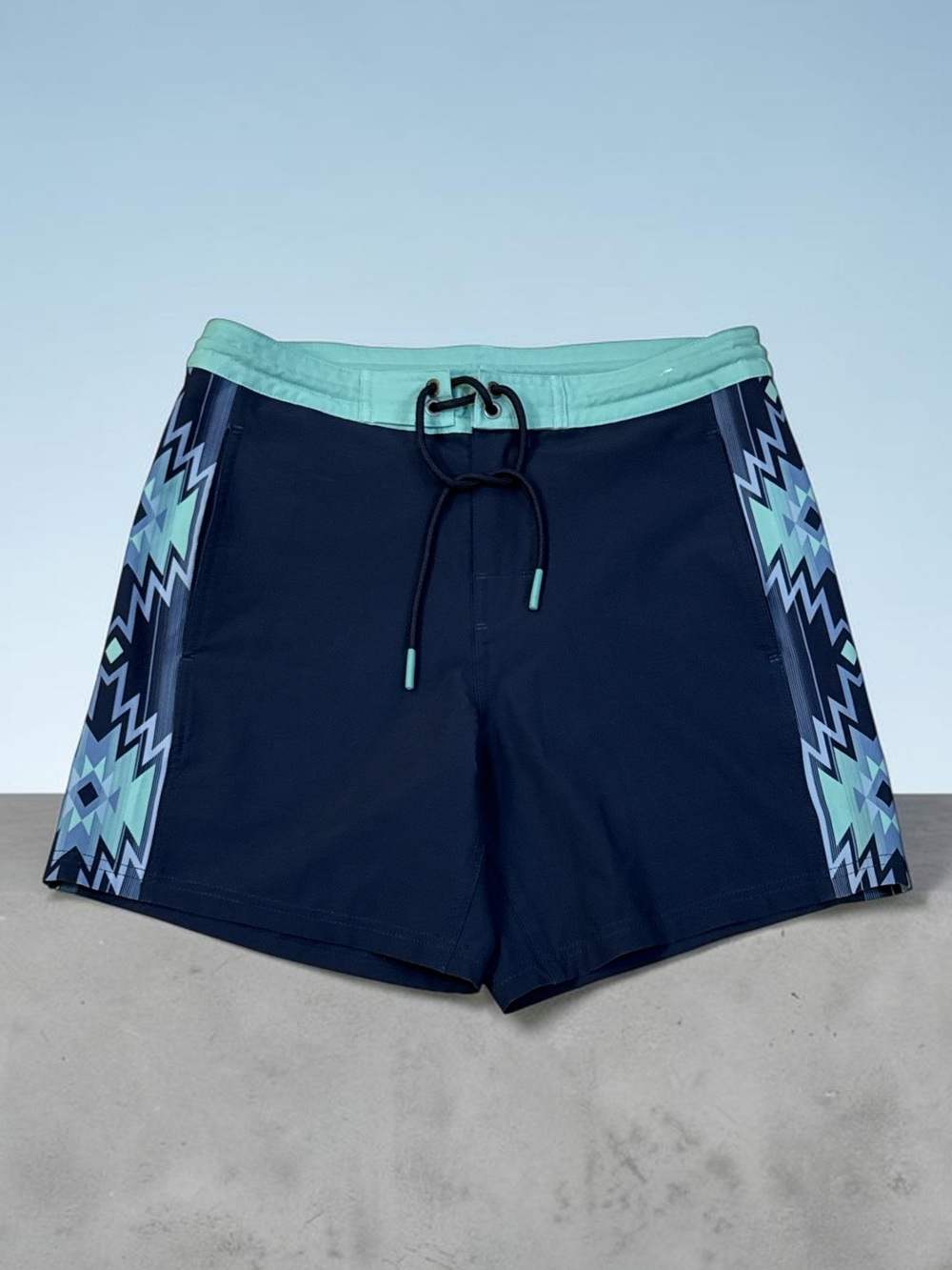 ROWM Men’s Swim Trunks Shorts Blue And Green Aztec Print Size 30